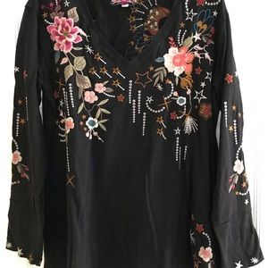 Beautiful Johnny Was long sleeve v neck